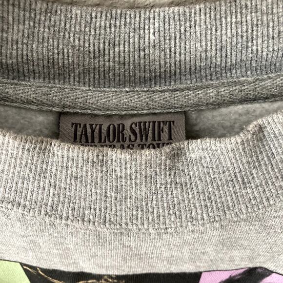 Taylor Swift The Eras Tour Crewneck Sweatshirt - Gray - Medium - Picture 8 of 9